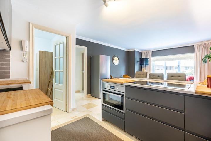1ste Line Sunset Appartement *